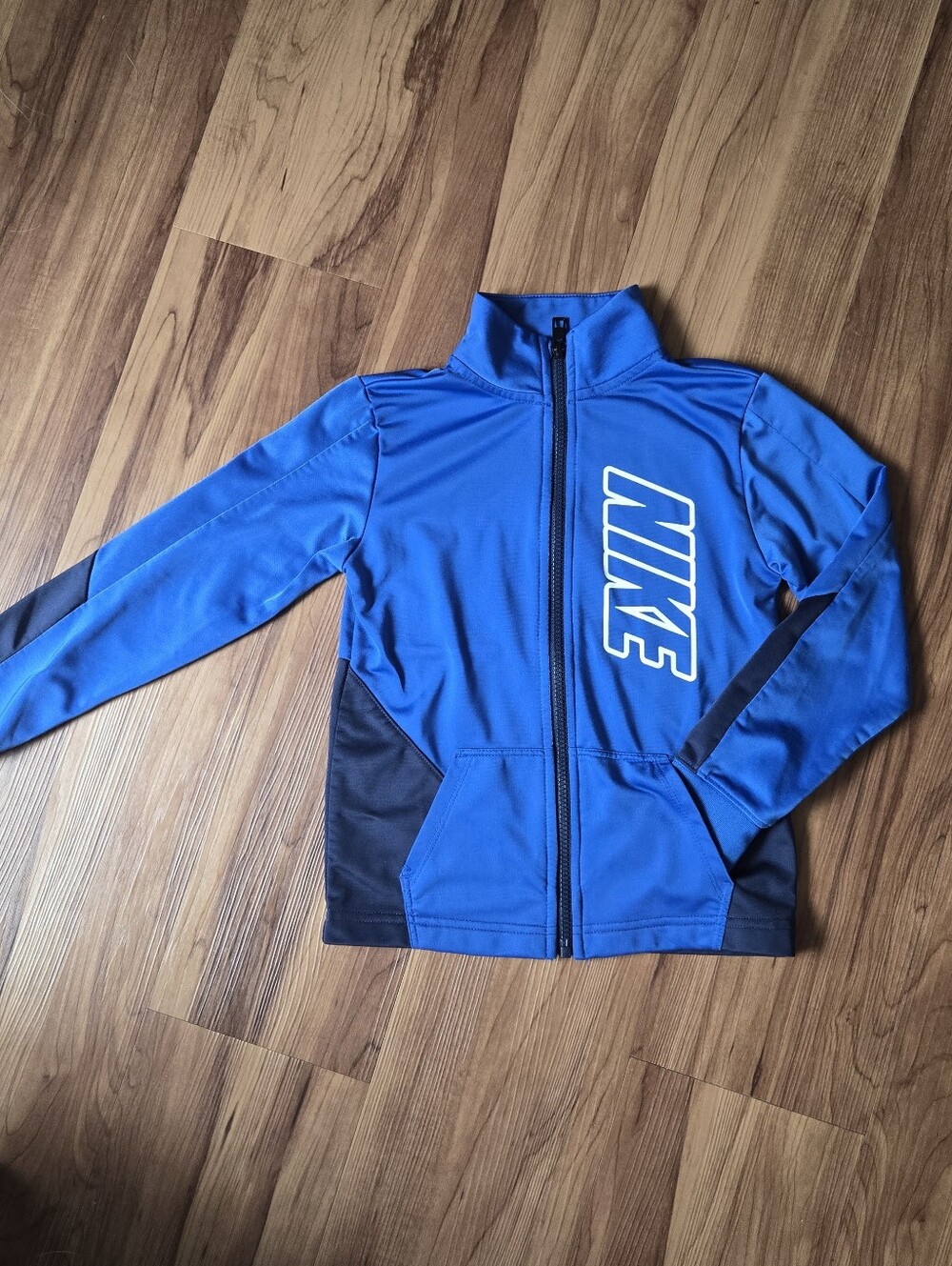 Nike Royal Blue Youth Full-Zip Athletic Jacket Navy accents Kids size 7 EUC